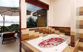 Byg Grand Beach Front & Sea View @ Panwa Beach Exterior foto